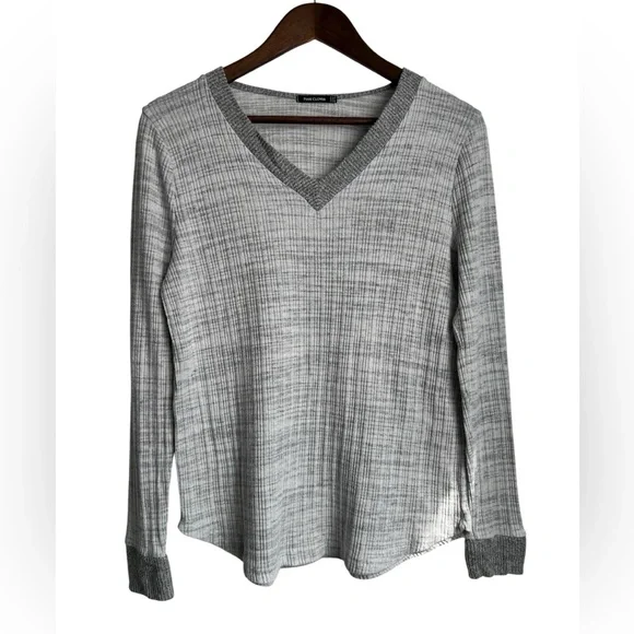 Pink Clover Gray V-Neck Long Sleeve lightweight Top est sz: Small - Picture 1 of 5